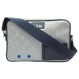 Louis Vuitton Monogram Satellite Alpha Schultertasche Grau Marineblau