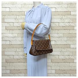 Louis Vuitton-Louis Vuitton Looping Monogram Handbag-Brown