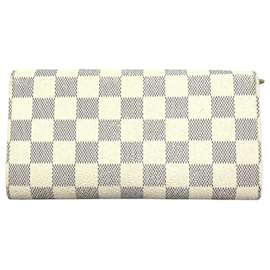 Louis Vuitton-Louis Vuitton Sarah-White