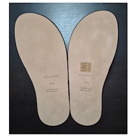 Hermès-Hermès Izmir sandals-Camel