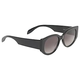 Alexander Mcqueen-Black Logo Preowned Sunglasses-Black