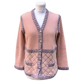 Chanel 2015 Pink Silk and Cashmere Knit Cardigan Size 40 FR Pink
