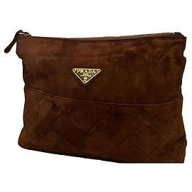 Bolsa Clutch Prada em camurça avelã Avelã