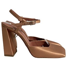 Amina Muaddi Charlotte Sapatos em Cetim Marrom Marrom