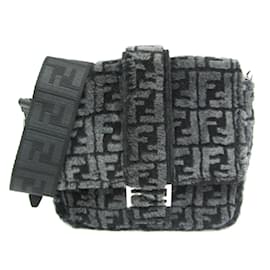Fendi-Sac à bandoulière Fendi Baguette Messenger Medium 7VA537-Noir