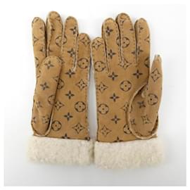 Louis Vuitton-Louis Vuitton Beige Short Gloves-Beige