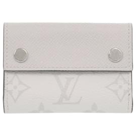 Louis Vuitton-Louis Vuitton Taiga Rama Discovery Compact Wallet-White