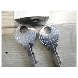 Hermès-classic padlock for Hermès Kelly, Birkin handbag, brushed silver steel 2 keys, new-Silver hardware