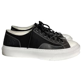 Givenchy-Givenchy City Sneakers in Black Canvas-Black
