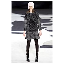 Chanel-8K$ New Tweed and Leather Runway Dress-Black
