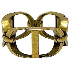 Dior-Dior-Golden