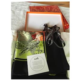 Hermès-Very rare HERMES scarf titled "Concours d'élégance - 1885 - Limousines de Voyage"-Multiple colors
