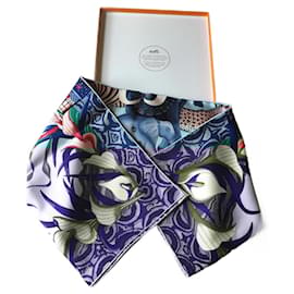 Hermès-Hermès scarf titled "THE MARCH OF ZAMBEZE" - rare and sought after: sold out on the site! Delivered in its original box with tissue paper and ribbon.-Light blue