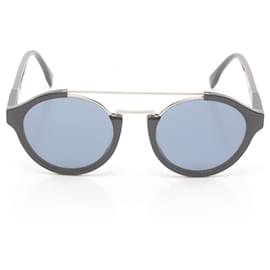 Fendi-Fendi Diagonal Sunglasses Plastic/Metal-Black