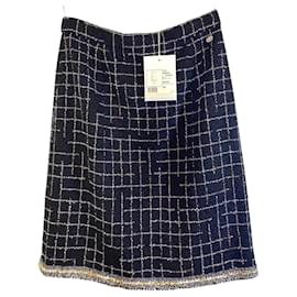Chanel-NEW W TAGS CHANEL 17S FANTASY TWEED 'ROBOT' SKIRT FR 46-Black,Silvery,Golden