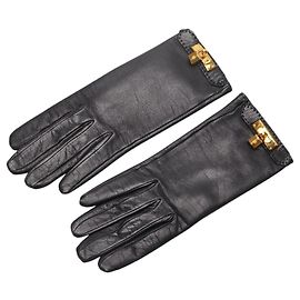 Hermès Luvas Hermes Kelly com charme de cadeado Preto