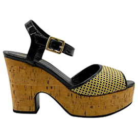 Fendi-Fendi Black / Yellow Cork Wedge Sandals-Black