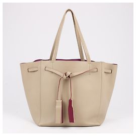 Céline Bolsa de ombro Celine Small Cabas Phantom em couro bege Bege