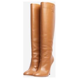 Fendi-Tan debossed logo boots - size UK 7-Brown