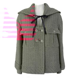 Chanel-New Globalization Runway Pink Tweed Jacket with Bow-Pink