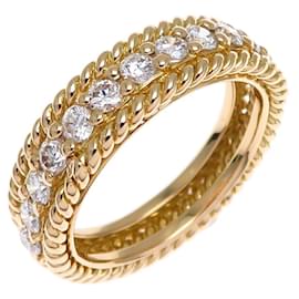Dior-Dior-Golden