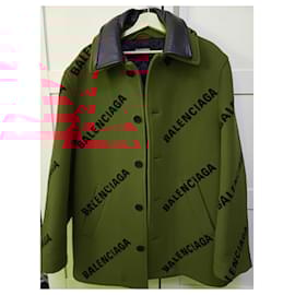 Balenciaga-Balenciaga all-over coat in wool and cashmere-Red
