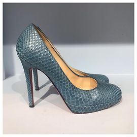 CHRISTIAN LOUBOUTIN Heels T.EU 35.5 Exotic leathers Blue