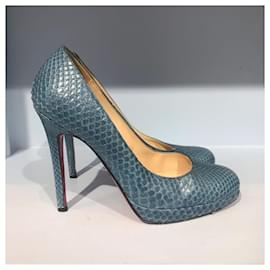 Christian Louboutin-CHRISTIAN LOUBOUTIN Heels T.EU 35.5 Exotic leathers-Bleu