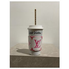 LOUIS VUITTON  T.  Porcelain White