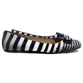 SALVATORE FERRAGAMO Sapatilhas T.US 7 Couro Azul
