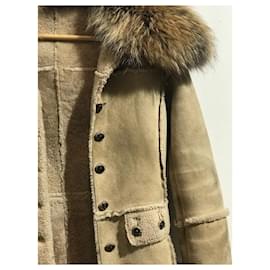 Dolce & Gabbana-DOLCE & GABBANA Coats T.International XS Fur-Beige