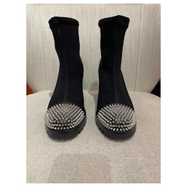 Christian Louboutin-CHRISTIAN LOUBOUTIN Ankle boots T.EU 39.5 Leather-Black