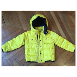 Gucci-GUCCI Jackets & coats T.FR 3 ans - jusqu'à 98cm Synthetic-Yellow