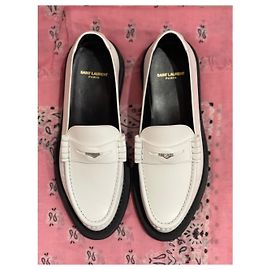 SAINT LAURENT Mules & clogs T.EU 41 Leather White