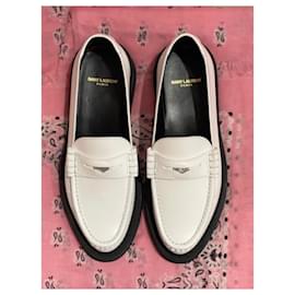 Saint Laurent-SAINT LAURENT Mules & clogs T.EU 41 Leather-White