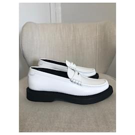 Saint Laurent-SAINT LAURENT Mules & clogs T.EU 41 Leather-White