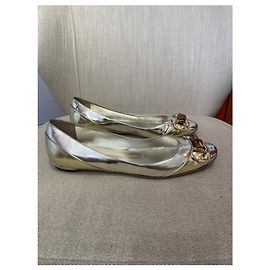 Sapatilhas GUCCI T.EU 39.5 Couro Prata