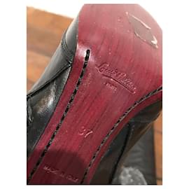 Louis Vuitton-LOUIS VUITTON Boots T.EU 37.5 Leather-Black