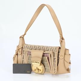 Fendi-Fendi Zucchino Leather Shoulder Bag-Beige