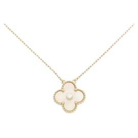 Van Cleef & Arpels-Van Cleef & Arpels Vintage Alhambra Necklace-Golden