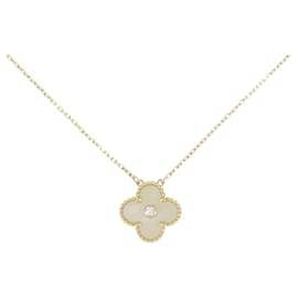 Van Cleef & Arpels-Van Cleef & Arpels Vintage Alhambra Necklace-Yellow