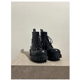 Balenciaga-BALENCIAGA Ankle boots T.EU 39 Leather-Black