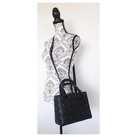 Dior-Lady Dior Ultramatte medium bag-Black