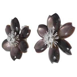 Van Cleef & Arpels-Van Cleef & Arpels Mother of Pearl Stud Earrings-Other