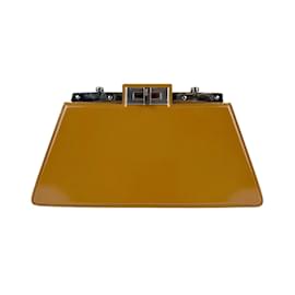 Fendi-Sac à bandoulière en cuir Fendi Peekaboo Cut Medium-Marron