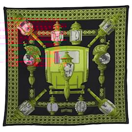 Hermès-HERMES Carre 90 Scarf ""FEUX DE ROUTE"" Silk Green Red Auth bs21973-Red,Green