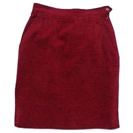 Yves Saint Laurent Saias Preto Vermelho
