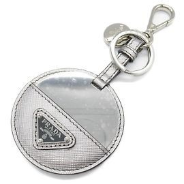 Prada Saffiano Leder Schlüsselanhänger Silber Metallisch