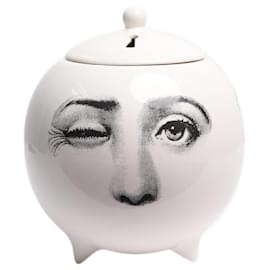 Fornasetti Round diffuser with lid #1 White