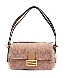 Fendi-Sac Baguette Multi en shearling Fendi-Marron